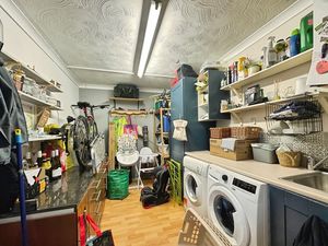 Integral Garage- click for photo gallery